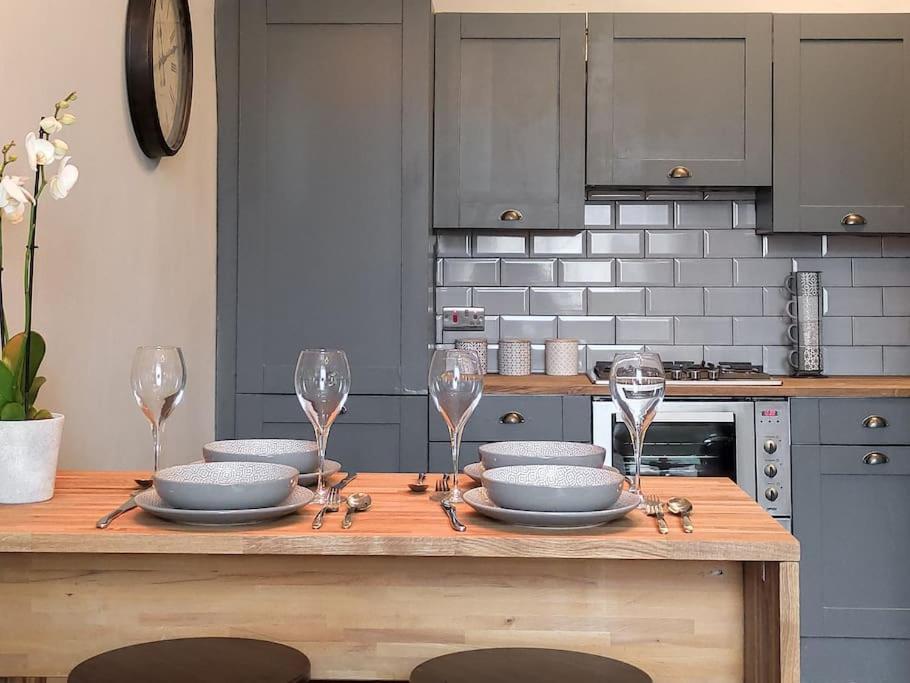 Beautiful Georgian New Town 2 Bed Apartment Edinburg Exteriör bild