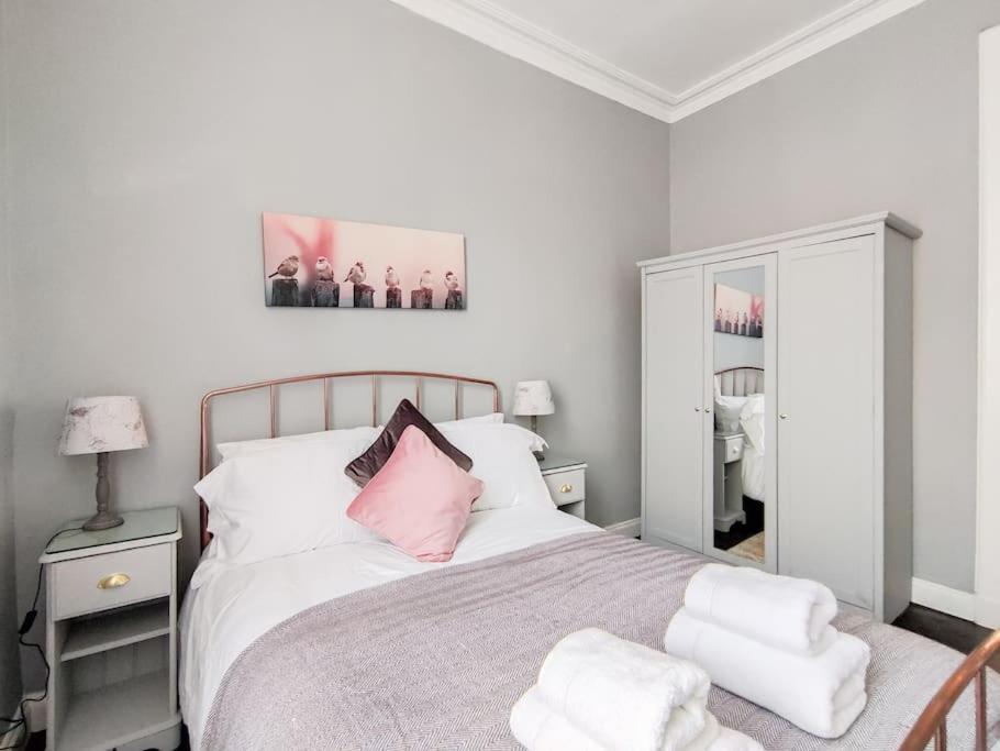 Beautiful Georgian New Town 2 Bed Apartment Edinburg Exteriör bild